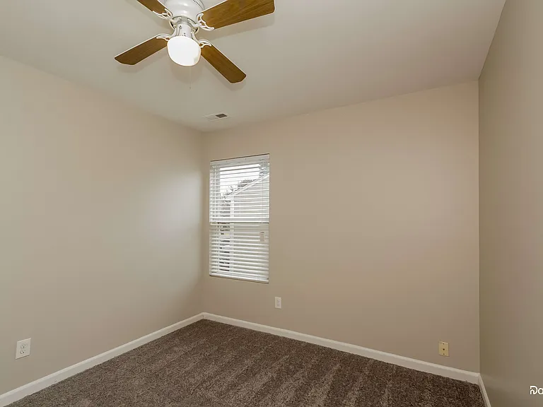 7215 Waldon Park Ln — Photo 12