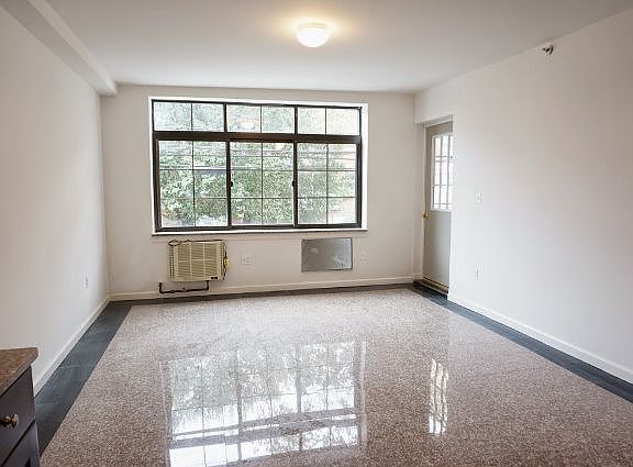 2nd image of 2308 30th Ave #3