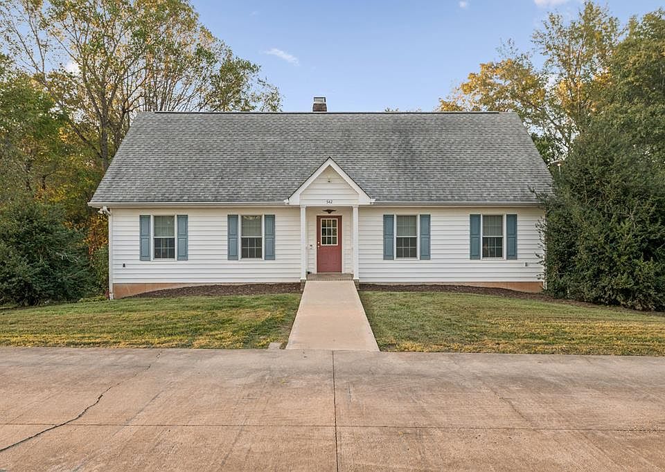 1st image of 542 Ampthill Rd