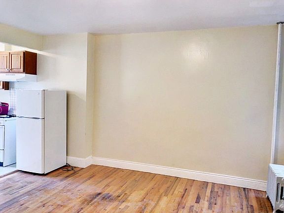 4th image of 4132 53rd St #14