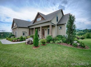 5 Moonrise Rdg, Leicester, NC 28748