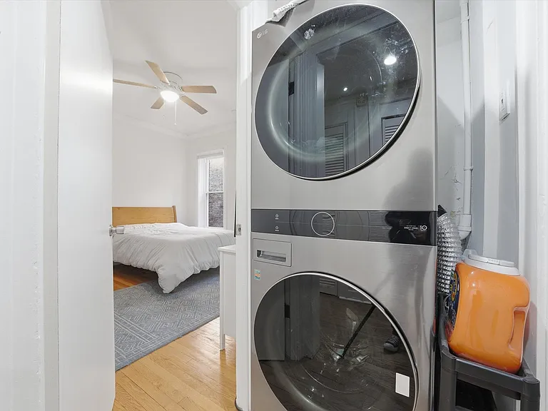 5210 S Ingleside Ave #2 — Photo 15