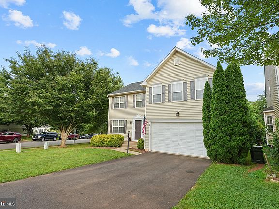 4th image of 2203 Cottonwood Ln