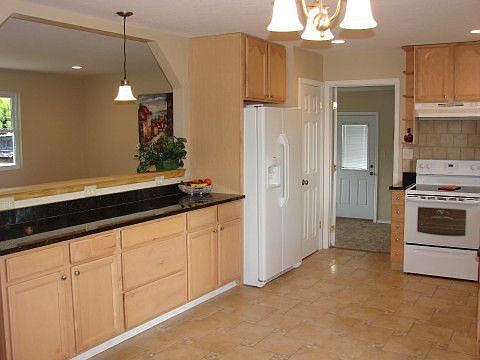 Kitchen Alt View