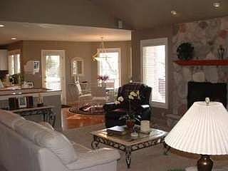 2nd image of 978 Highland Dr