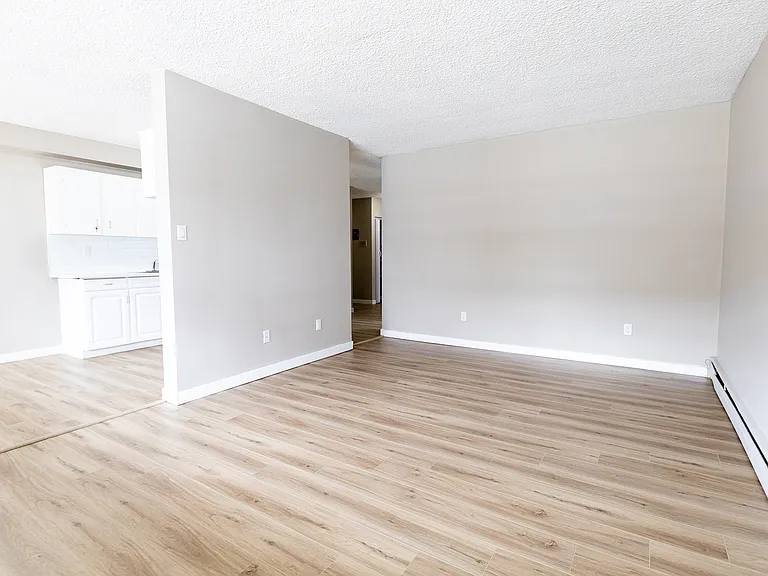 2111 54th Ave SW — Photo 14