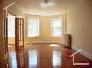 31 Dwight St APT 1, Brookline, MA 02446