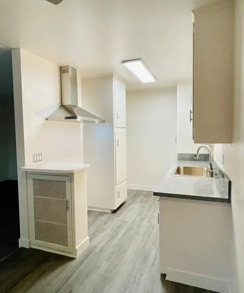 405 N Marengo Ave #5 — Photo 32