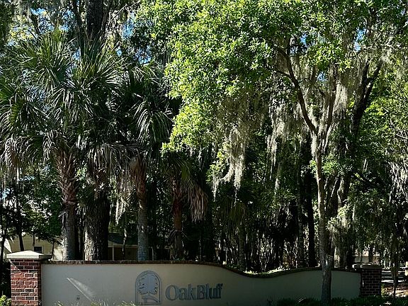 4th image of 7942 Shadow Oak Dr