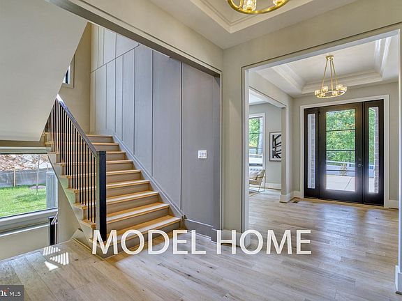 3rd image of 6228 Nelway Dr