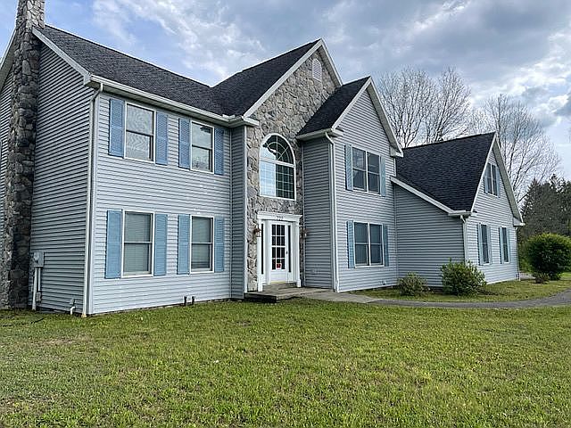 5 Bedroom 7 Acre Home