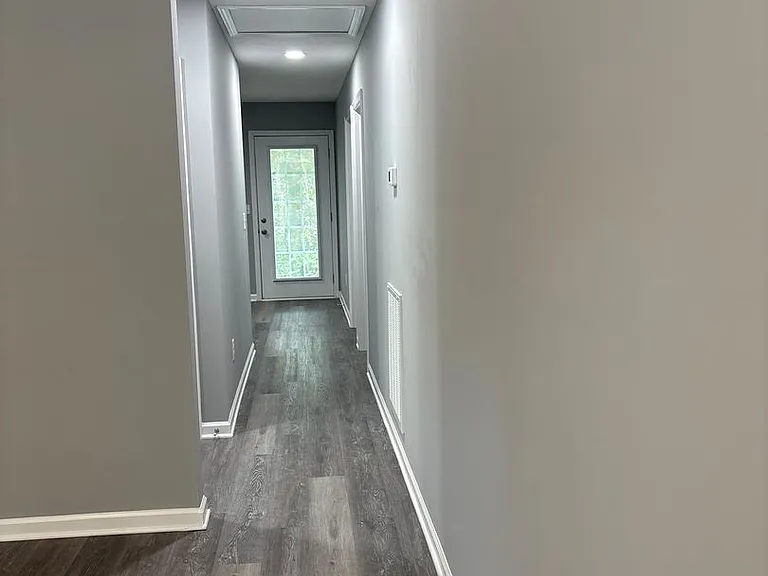 428 W Waggoner St — Photo 7