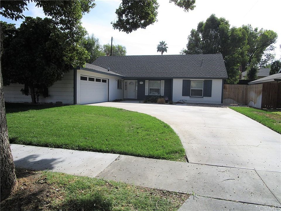 1st image of 25145 Daisy Ave