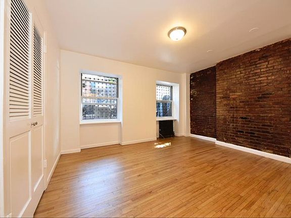 4th image of 335 W 20th St APT Bf