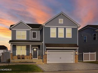 14 Bennet Ln, Manahawkin, NJ 08050