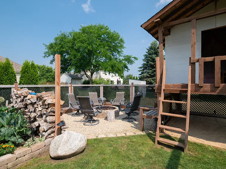 1319 Redwing Dr — Photo 36