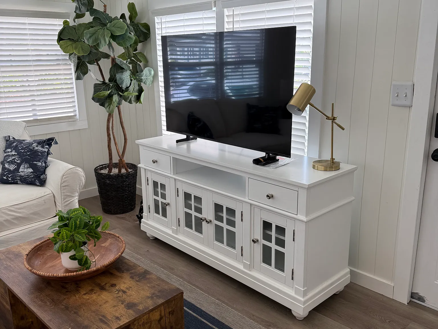 1 bed, 700 sqft, $3,600 — Photo 3