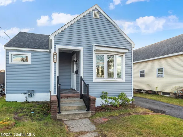 4 Nassau Avenue, Schenectady, NY 12304