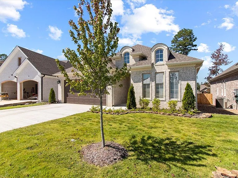 45 Saffron Cir — Photo 3