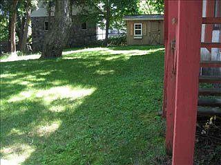 4th image of 303 Belvedere Ave