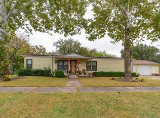 207 S Ash St, Bristow, OK 74010