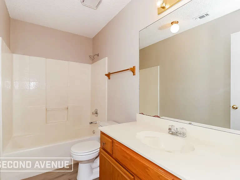 3704 Garden Springs Dr — Photo 17