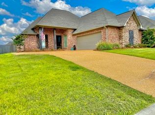 326 Emerald Way, Brandon, MS 39047