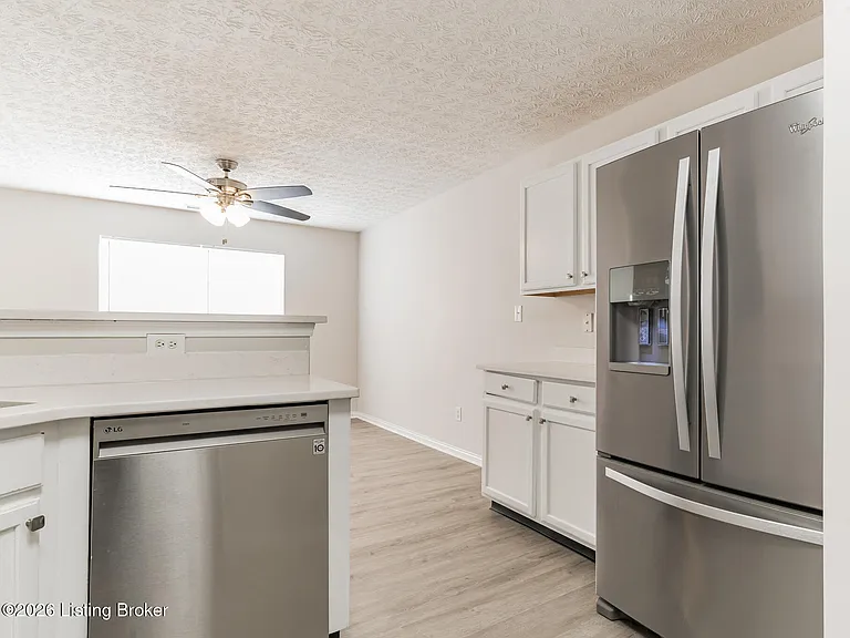7121 Blue Stream Ct — Photo 9