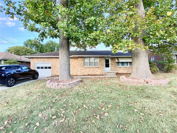 549 California Ave, East Alton, IL 62024