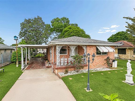 2nd image of 2336 Plaza Dr