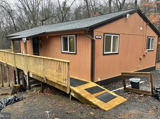 142 Ravens Foot Ln, Hedgesville, WV 25427