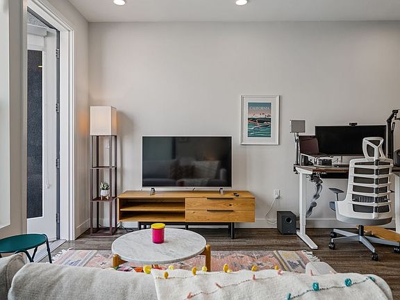 3rd image of 6677 Santa Monica Blvd Unit 2819
