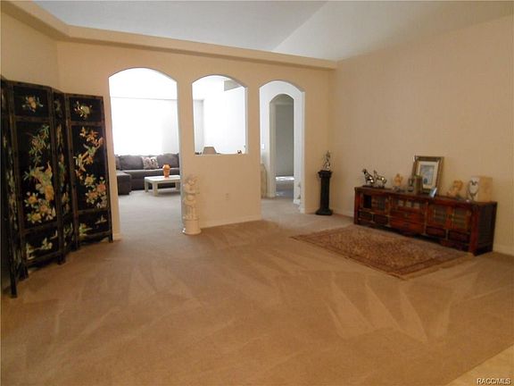 3rd image of 11 Bells Of Ireland Ct