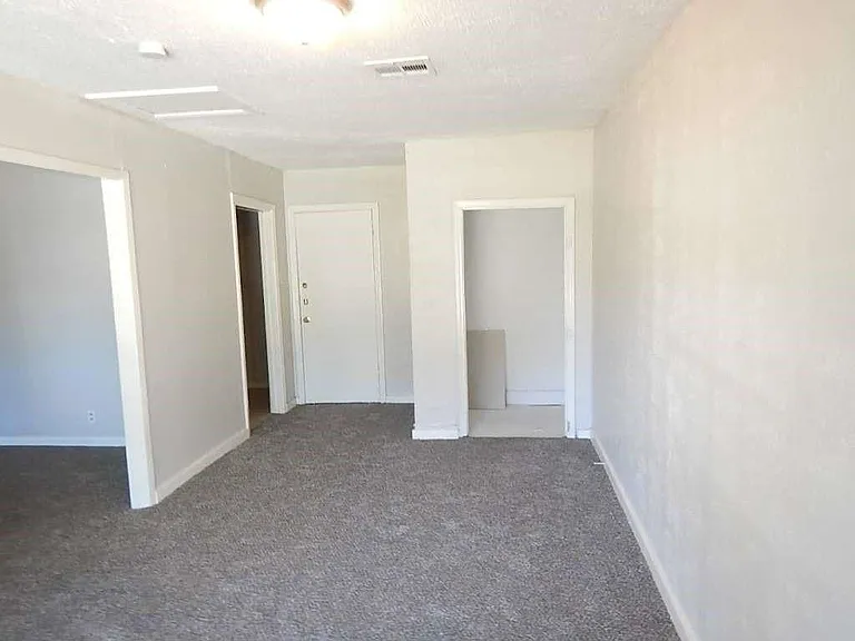 3614 Cosby St — Photo 6