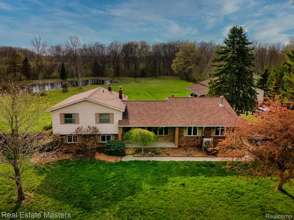 8187 N Elms Rd, Flushing, MI 48433