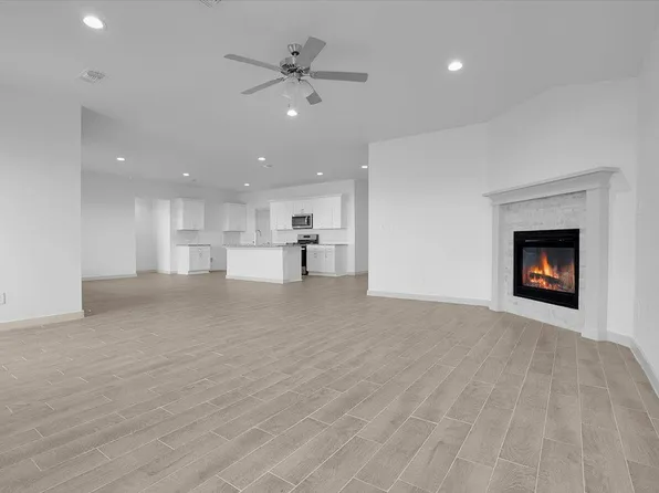 10501 Aberdeen Ave, Lubbock, TX 79424