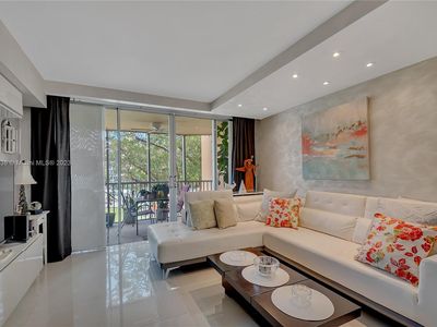 1750 NE 191st St #307-1, Miami, FL, 33179
