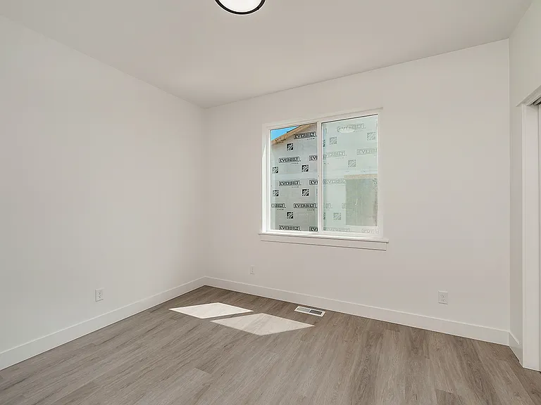 5915 Little River Loop E #1 — Photo 9