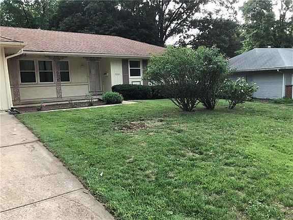 3rd image of 7509 Crescent Dr