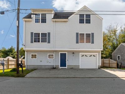 106 Cedar Ave, Portsmouth, RI, 02871