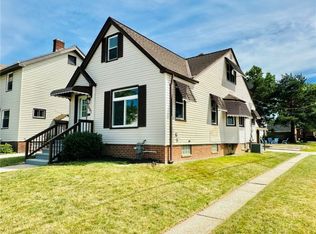 7607 Ridgefield Rd, Parma, OH 44129