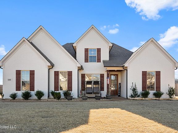 2nd image of 3689 Fossil Hill Dr N