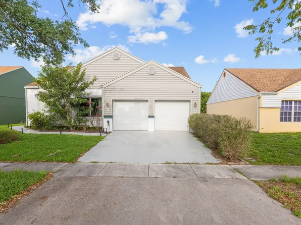 1010 SW 86th Ave, Pembroke Pines, FL 33025