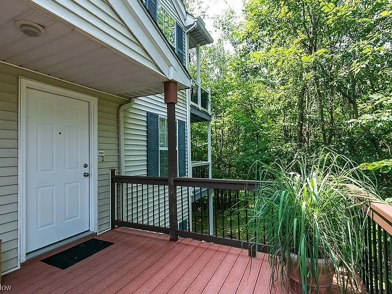 1909 Stoney Run Cir — Photo 1