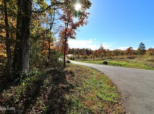 6720 Grave Hill Rd, Oneida, TN 37841