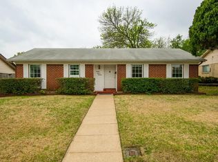 2720 Moon River Ln, Farmers Branch, TX 75234