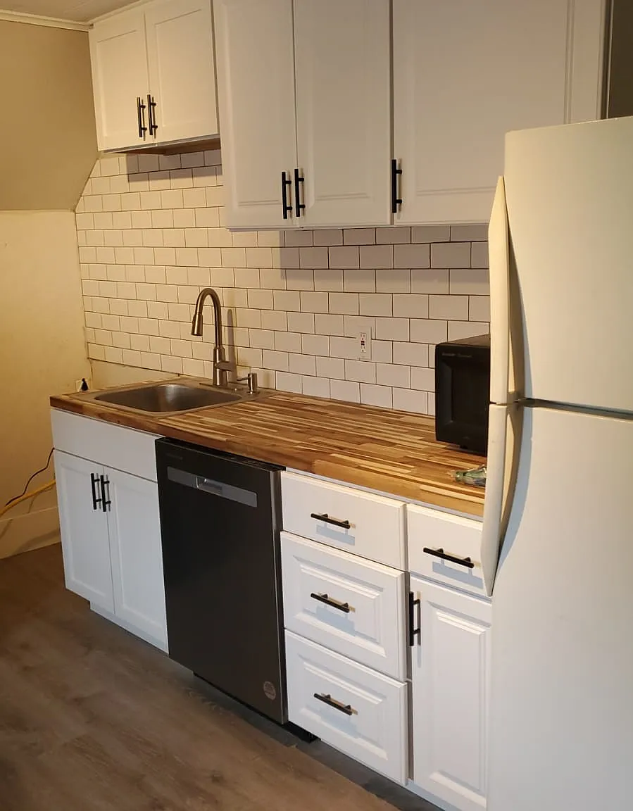 4 bed, $1,025 — Photo 1