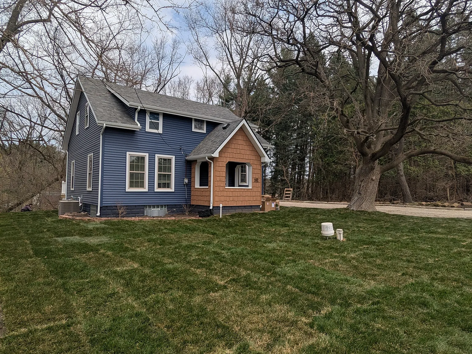 4 bed, 1400 sqft, $2,850 — Photo 2