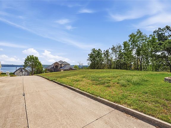 5th image of Serenity Point Ln #17