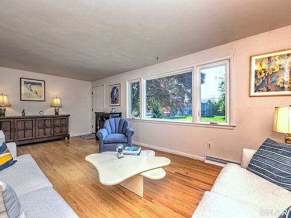 5th image of 126 Ardmore Road